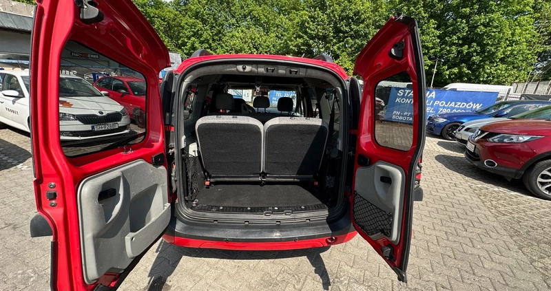 Dacia Logan cena 8900 przebieg: 219000, rok produkcji 2007 z Dzierżoniów małe 154